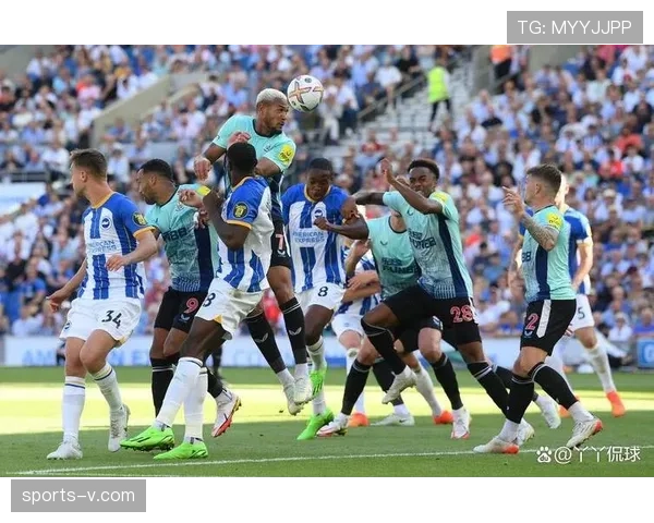 战报：布莱顿3-3纽卡斯尔，比赛最后十分钟打入三球