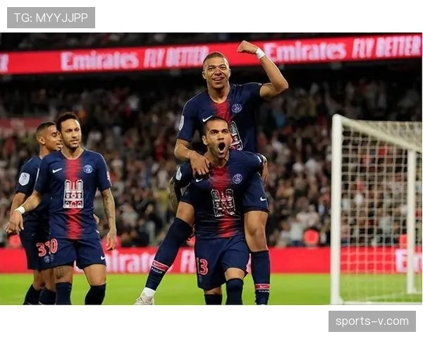 巴黎圣日耳曼客场2-0完胜摩纳哥,领先优势扩大至8分